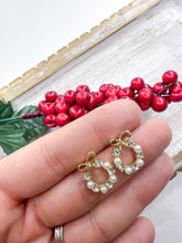 Load image into Gallery viewer, Crystal Wreath Stud
